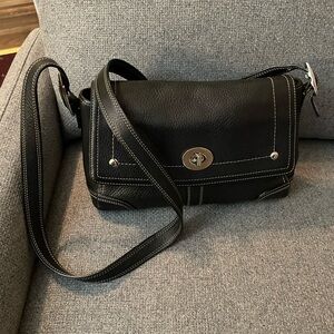 Coach Vintage Black Hamilton Turn-lock Leather Bag-Burgundy Lining Y2k era